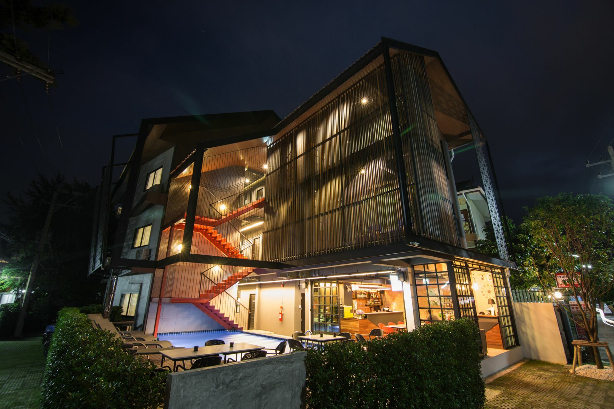 The Rodman Hotel Chiang Mai Exterior photo